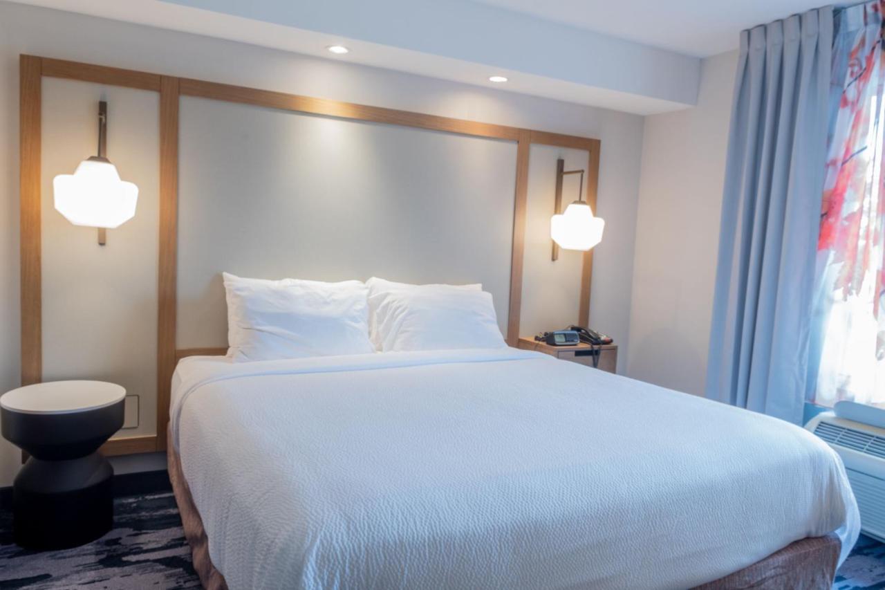 Fairfield Inn & Suites דנטון מראה חיצוני תמונה