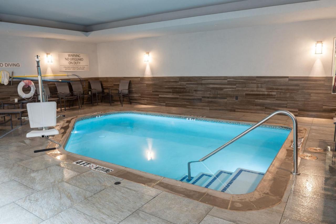 Fairfield Inn & Suites דנטון מראה חיצוני תמונה