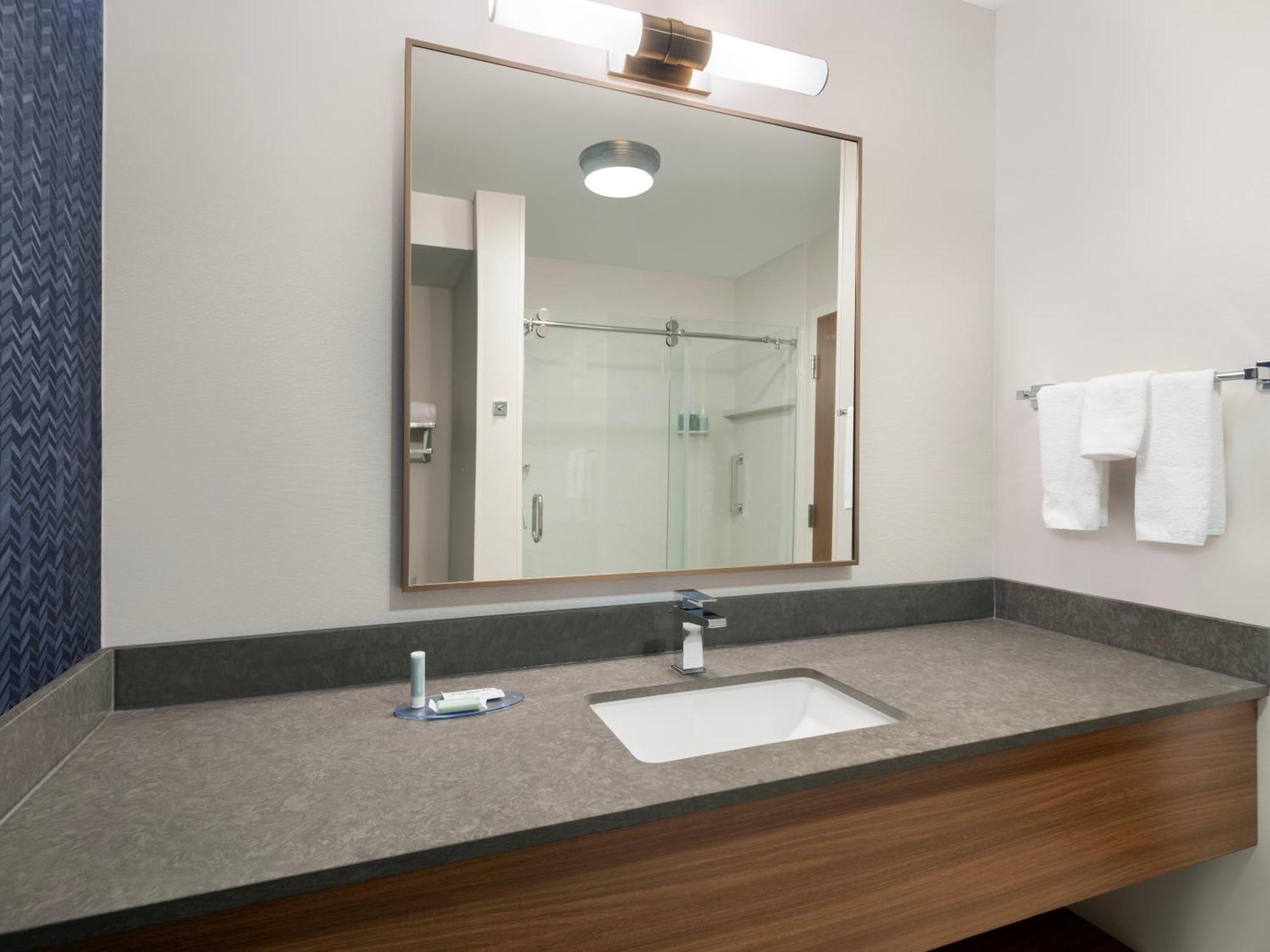 Fairfield Inn & Suites דנטון מראה חיצוני תמונה