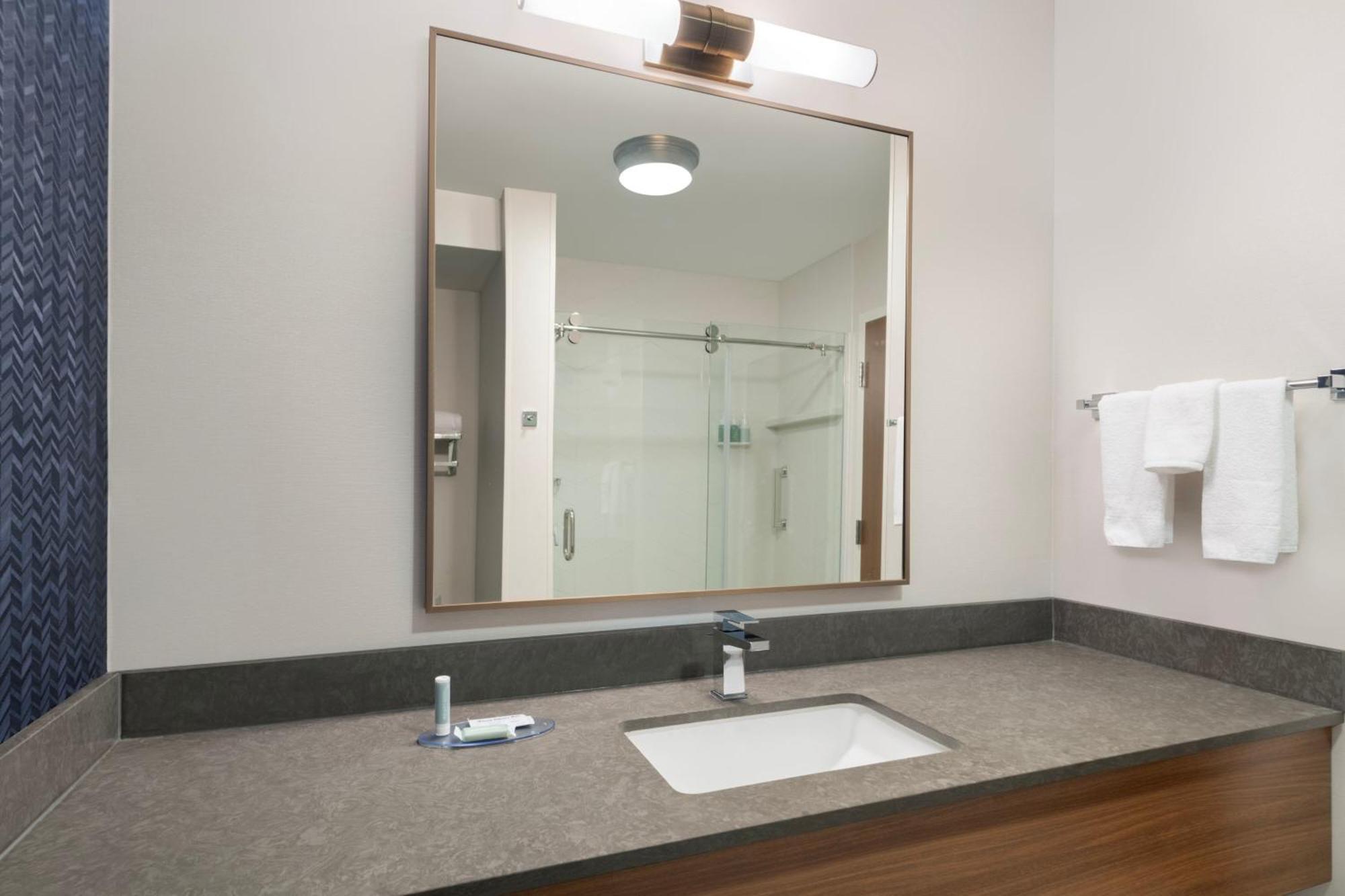 Fairfield Inn & Suites דנטון מראה חיצוני תמונה