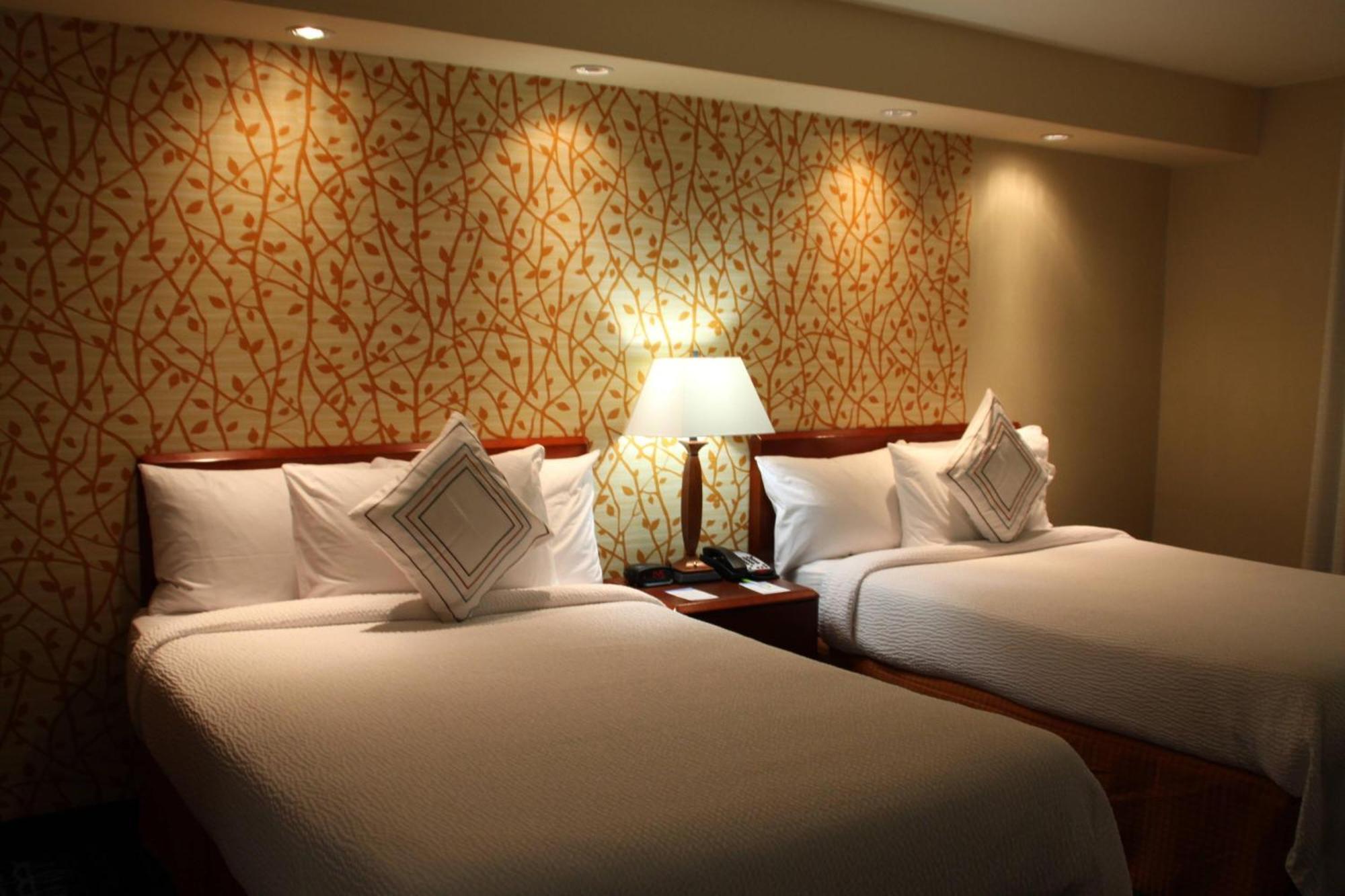 Fairfield Inn & Suites דנטון מראה חיצוני תמונה