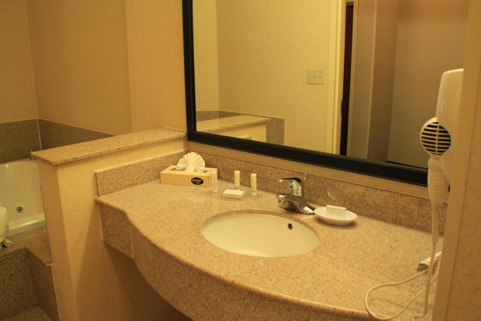 Fairfield Inn & Suites דנטון מראה חיצוני תמונה